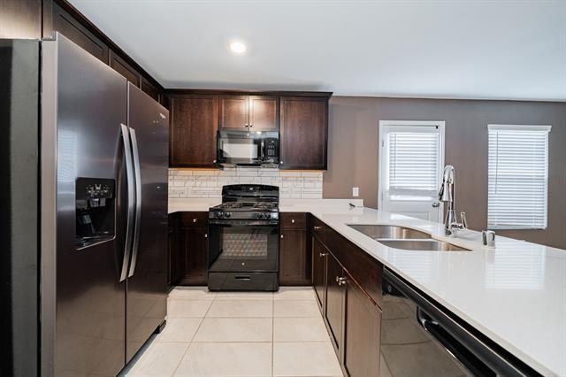 Building Photo - 6204 Unbridled Dr
