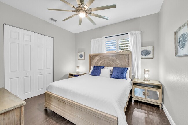 Building Photo - 4661 Manderly Dr