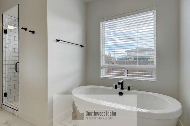 Building Photo - 7655 W Meltwater Ln