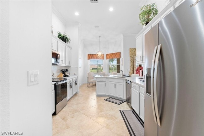 Building Photo - 8095 Piedmont Dr