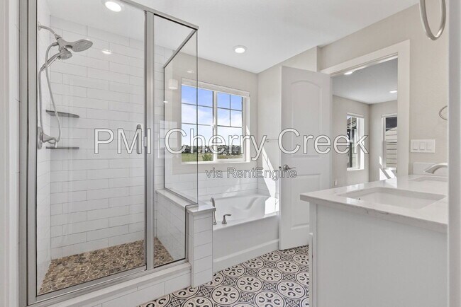 Building Photo - 21294 E Stanford Dr