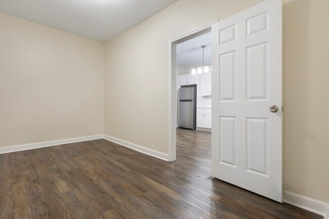 Building Photo - 10747 S Indiana Ave