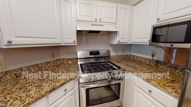 Building Photo - 13810 Sutton Park Dr N