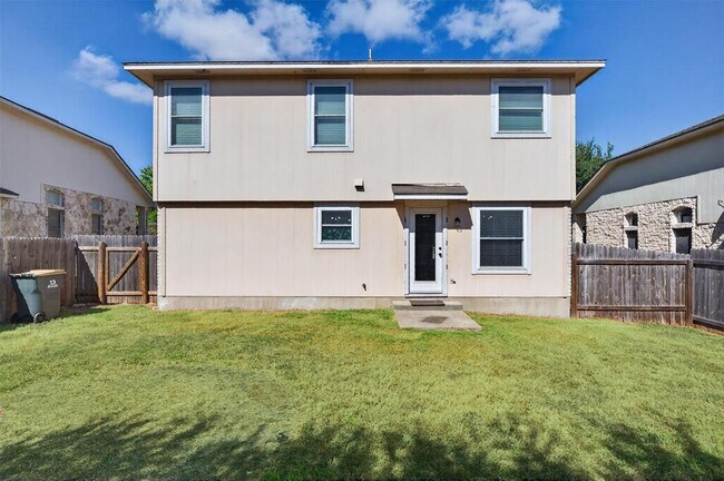 Building Photo - 2802 Turtle River Dr
