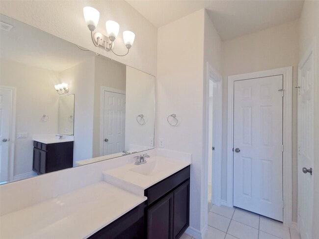 Building Photo - 24931 Providence Heights Way