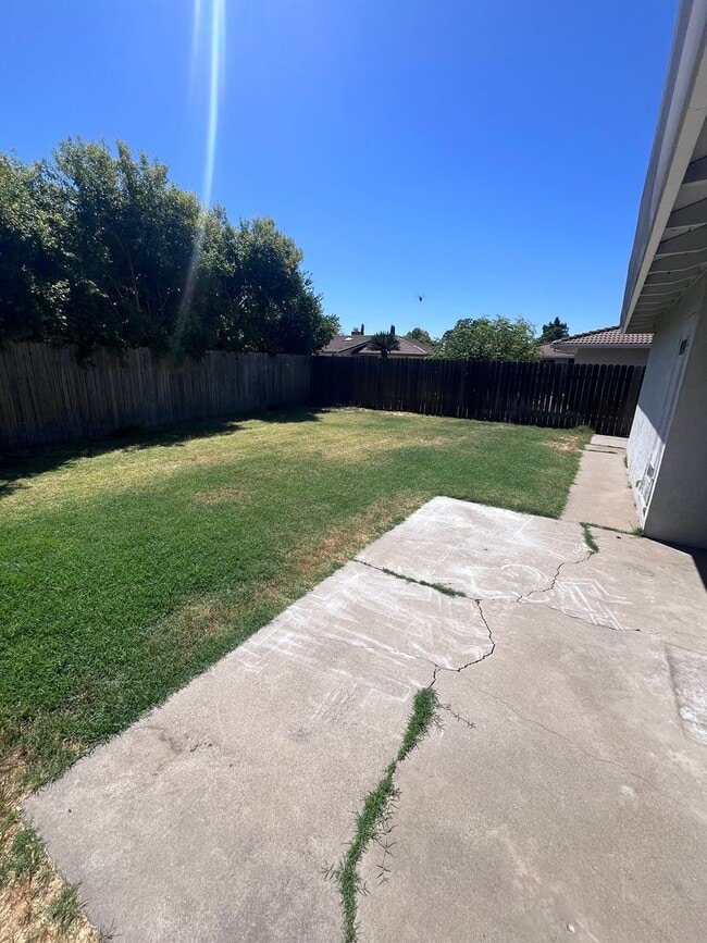 Building Photo - 6120 Riverton Way