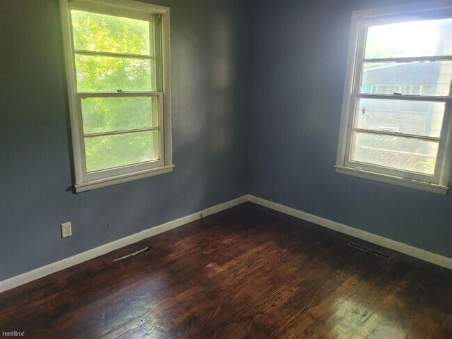 Building Photo - 3 br, 1 bath House - 1212 A Street Northeast