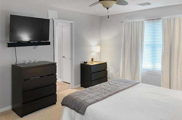 Building Photo - 21235 Bending Green Way