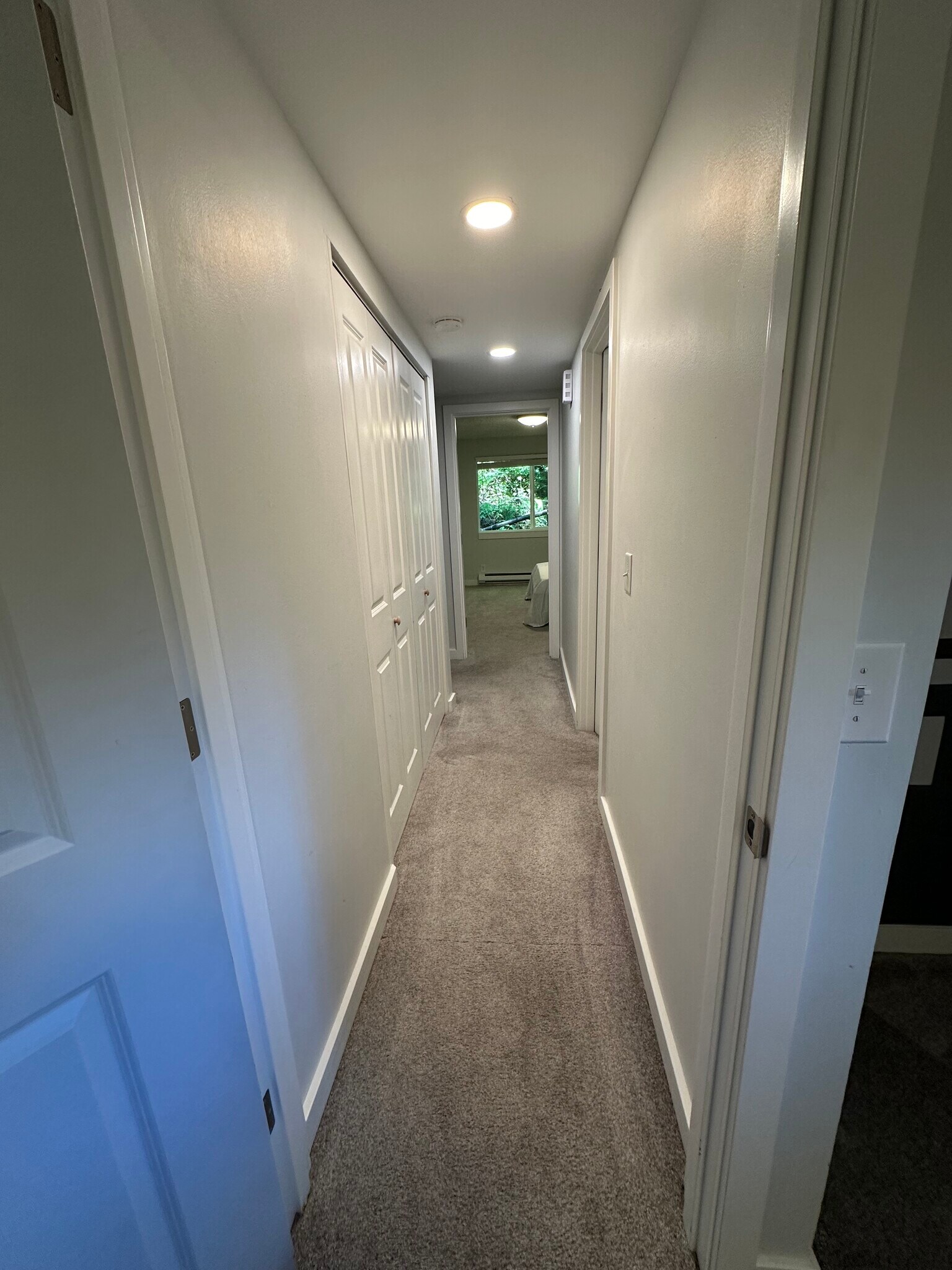 Hallway connecting 2 BR's on each end - 18101 76th Ave W