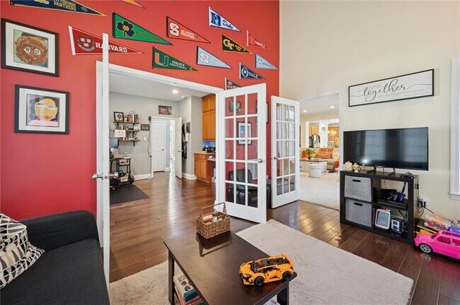 Building Photo - 1005 Autumn Woods Dr