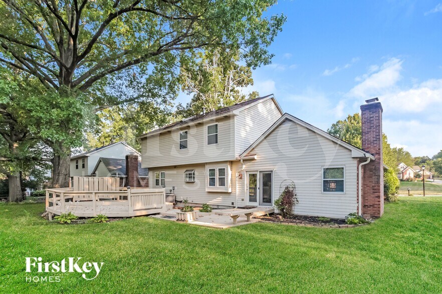 Building Photo - 6409 Hummingbird Dr