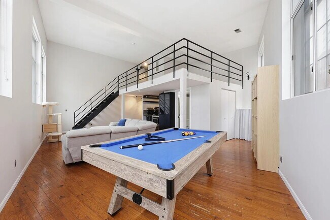 Building Photo - Industrial NYC-Style Loft | Battleship Building | 3 Parking Spots Included