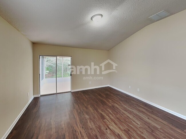 Building Photo - 12333 Anarania Dr