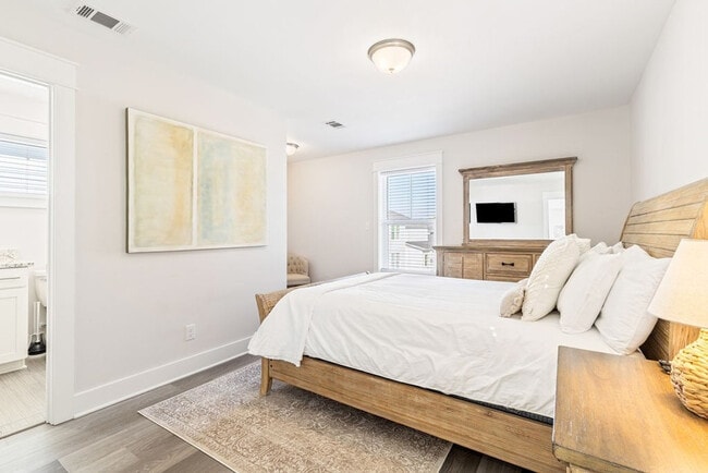 Building Photo - 24 Beach View Dr