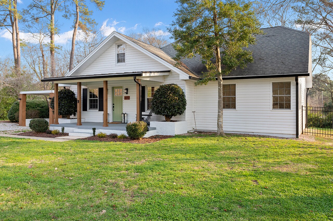 Exterior - 4112 Saint James Church Rd