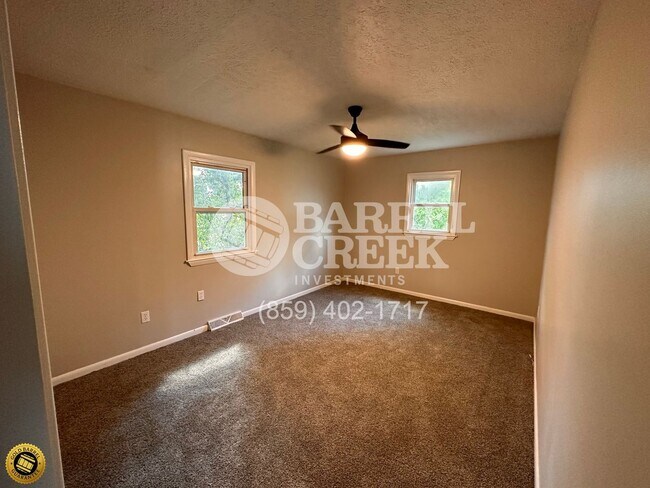 Building Photo - 2-bed 1-Bath House