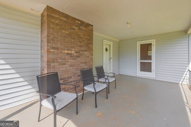 Building Photo - 2731 Ila Rd