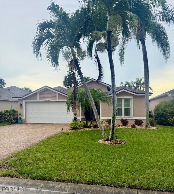 Building Photo - 20700 Persimmon Pl