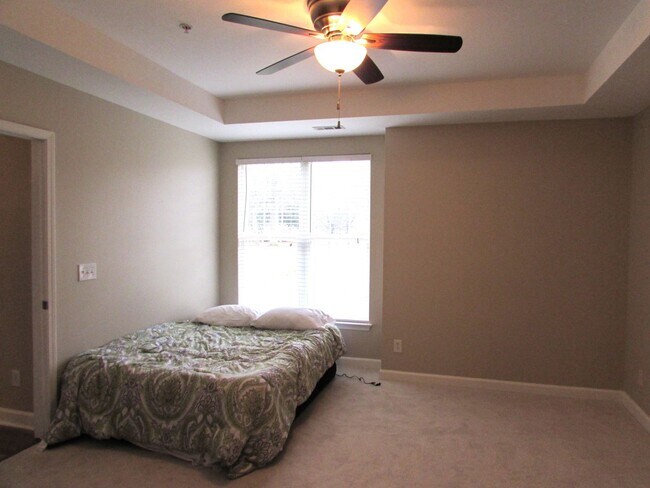 Building Photo - 10125 Westmoreland Rd