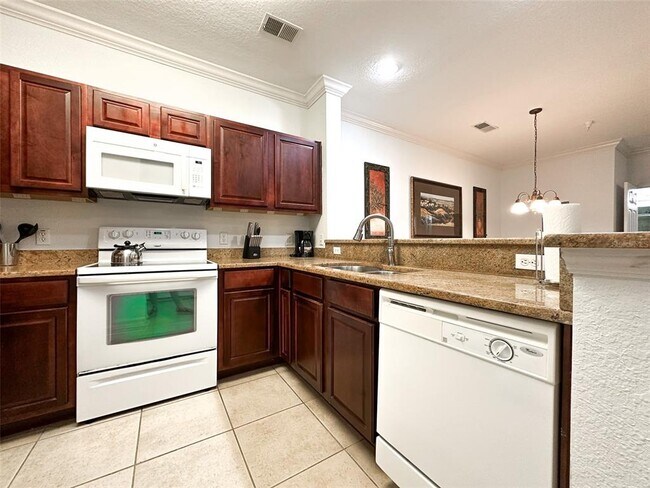 Building Photo - 1351 Tuscan Terrace
