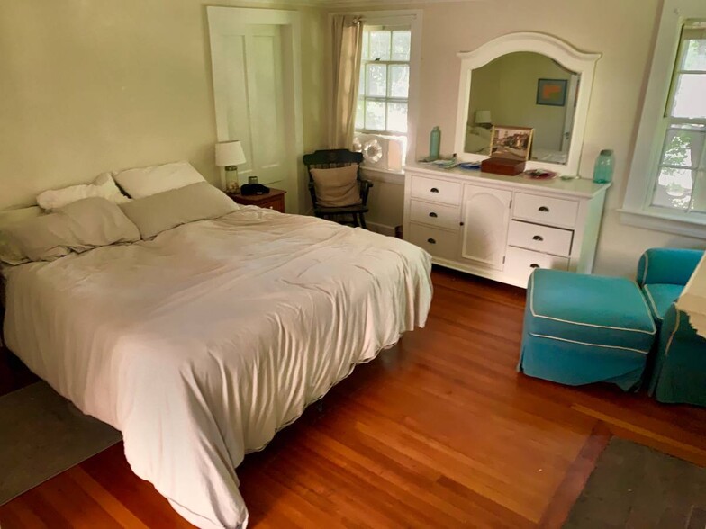 Bedroom #1 - 1B Church St