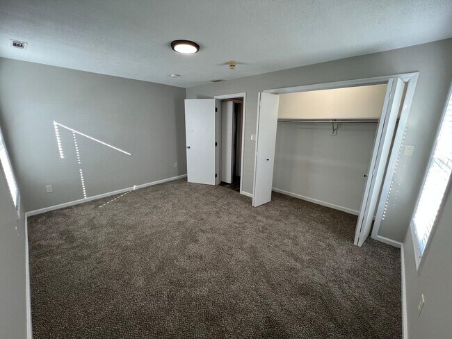 Building Photo - New 2 BR First Floor Condo in Wernersville, PA Available in June