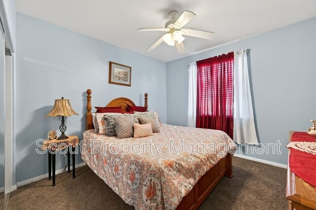 Building Photo - 32778 Kendal Ct