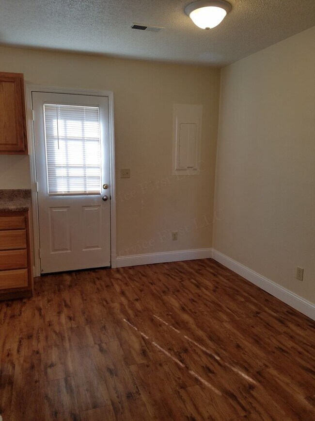 Building Photo - Dexter Grant Townhouses