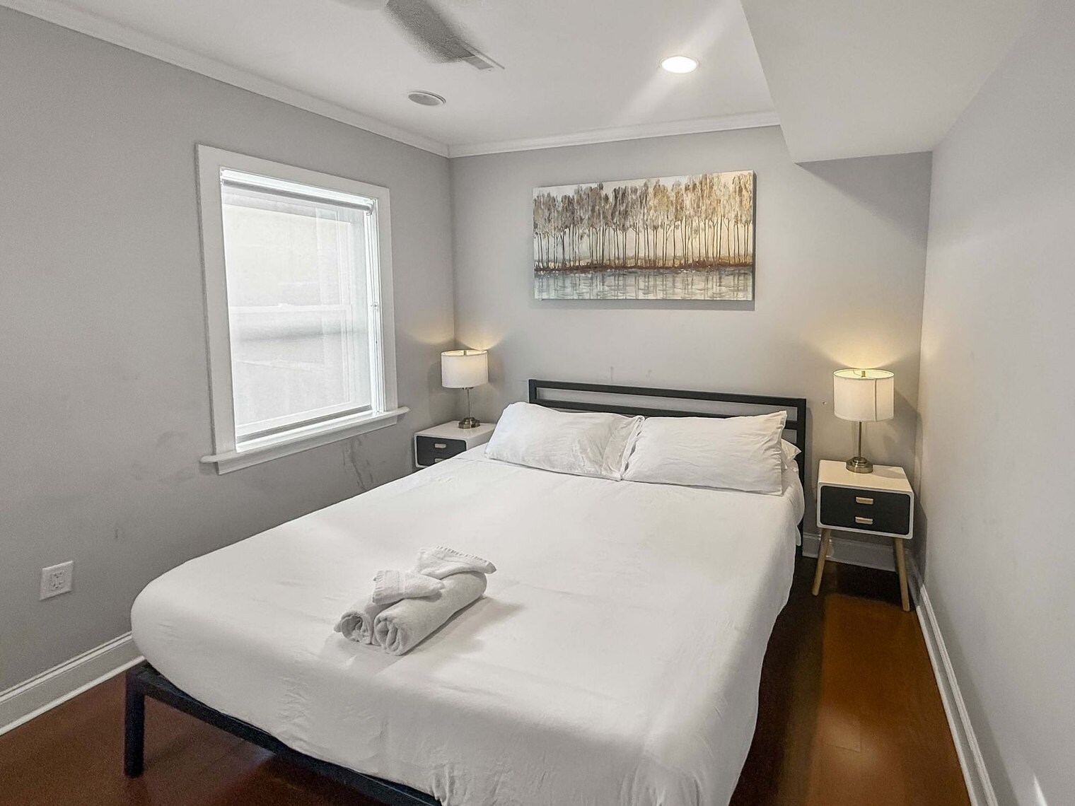 Building Photo - 606 S 2nd St