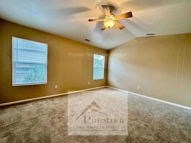 Building Photo - 7938 Sandy Springs Point