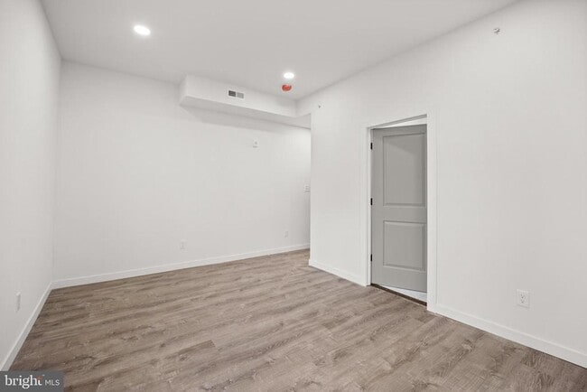 Building Photo - 3623 N 21st St