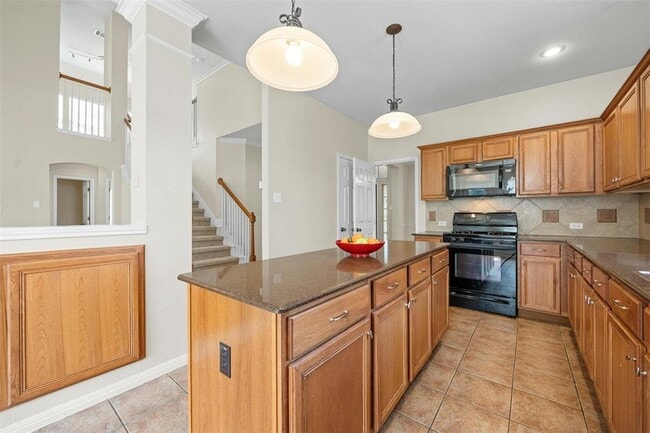 Building Photo - 11305 Brixey Ln