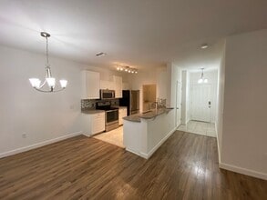 Building Photo - 2 Bedroom 2 Bath Condo in Southern Dunes