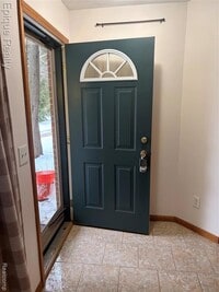 Building Photo - 204 Marigold Cir