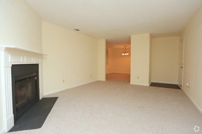 2BR, 1BA -1329SF - The Vistas Apartments