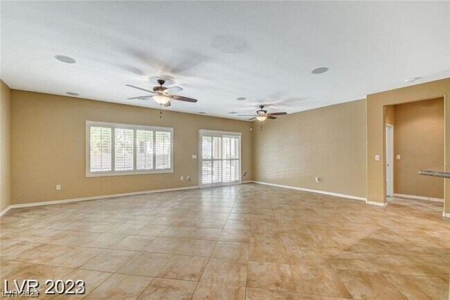 Building Photo - 2249 Canyonville Dr