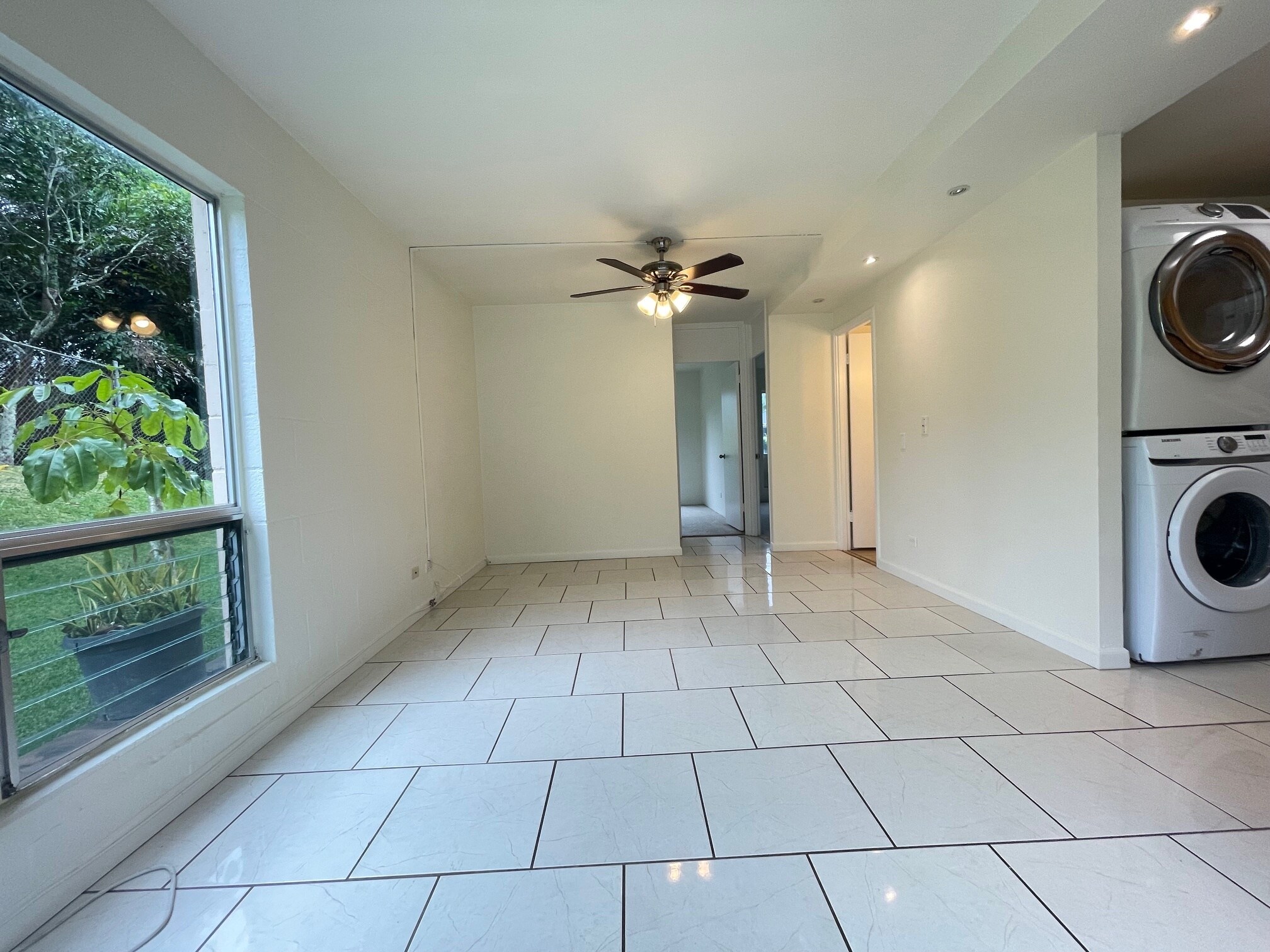 Building Photo - 47-420 Hui Iwa St