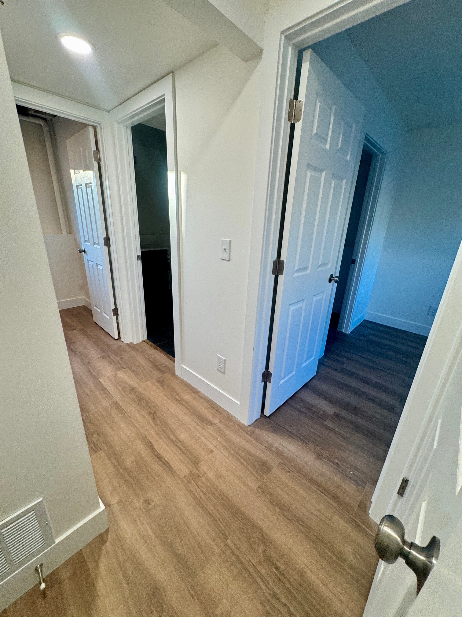 Building Photo - 917 N Dorothea Way