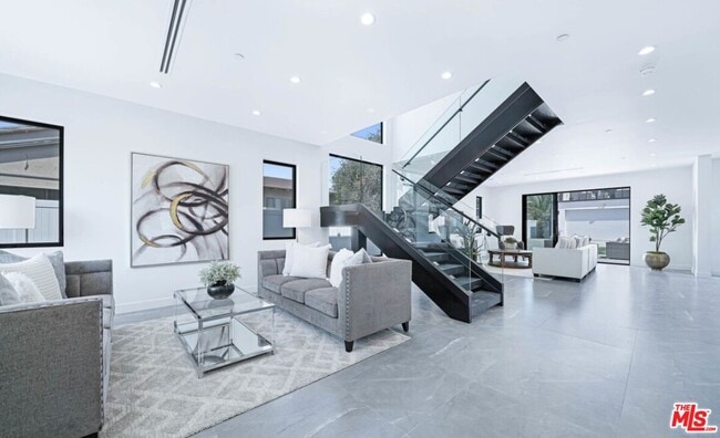 Building Photo - 4710 Berryman Ave