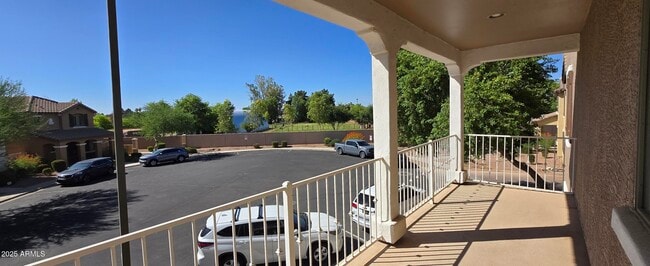 Building Photo - 587 S Buena Vista Ct