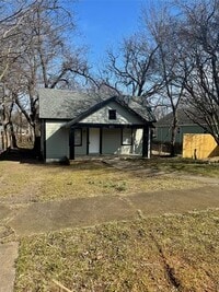 Building Photo - 827 W Walker St