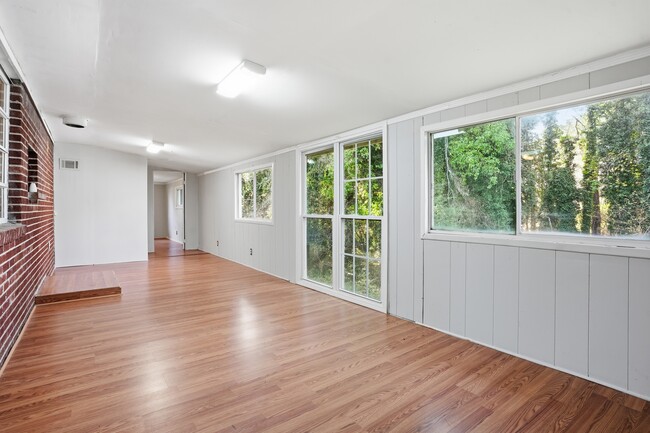 Building Photo - 345 Brannan Rd