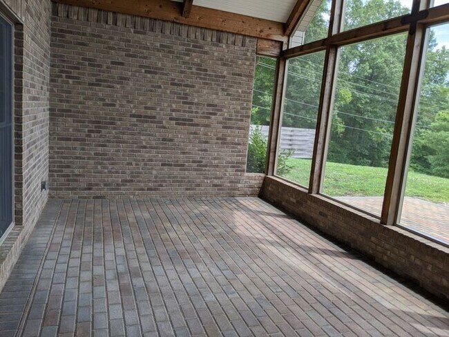 Building Photo - Step-free living with a wheelchair-accessible kitchen and primary bathroom, plus beautiful views ...