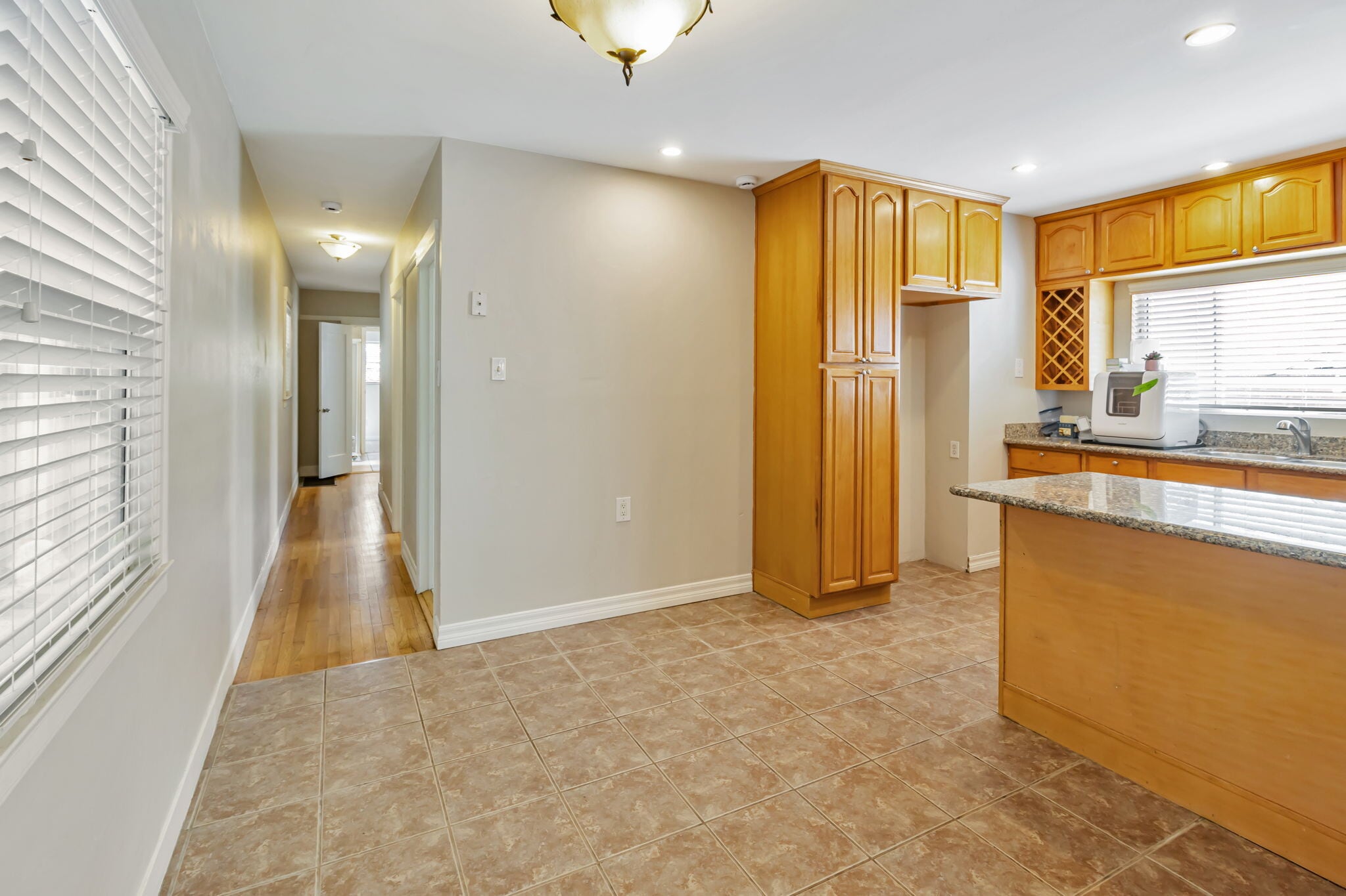 Building Photo - 4431 Penniman Ave
