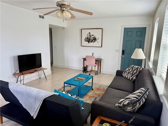 Building Photo - 2501 Purdue Cir