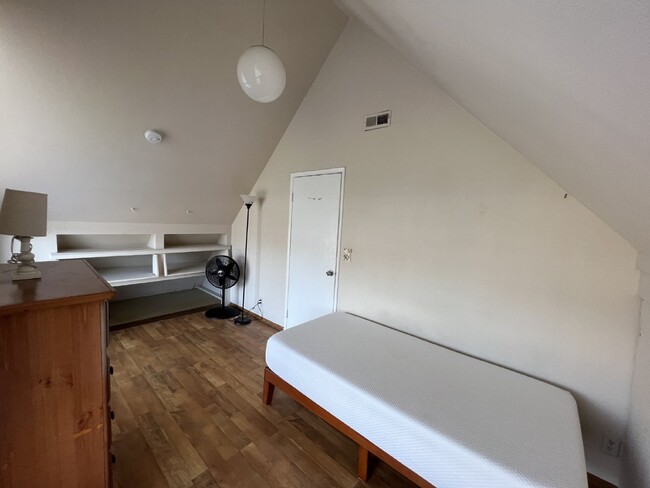 Building Photo - Furnished Room for Rent – Modern Co-Living Home (5 Bed, Shared Common Areas) Near SDSU (0.5 Miles)