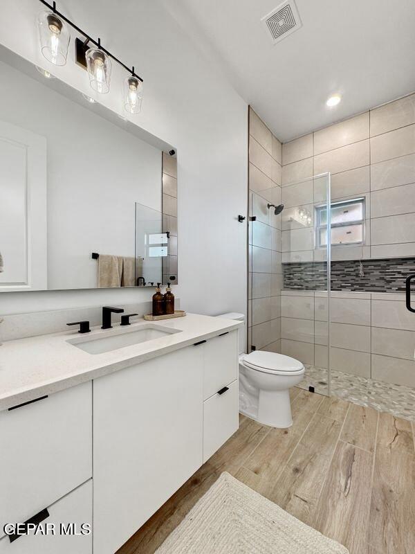 Building Photo - 5636 River Run St