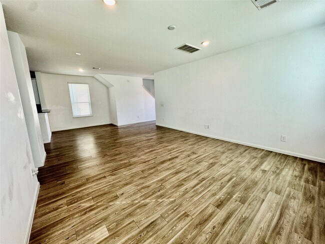 Building Photo - 10614 Cashew Run Ln