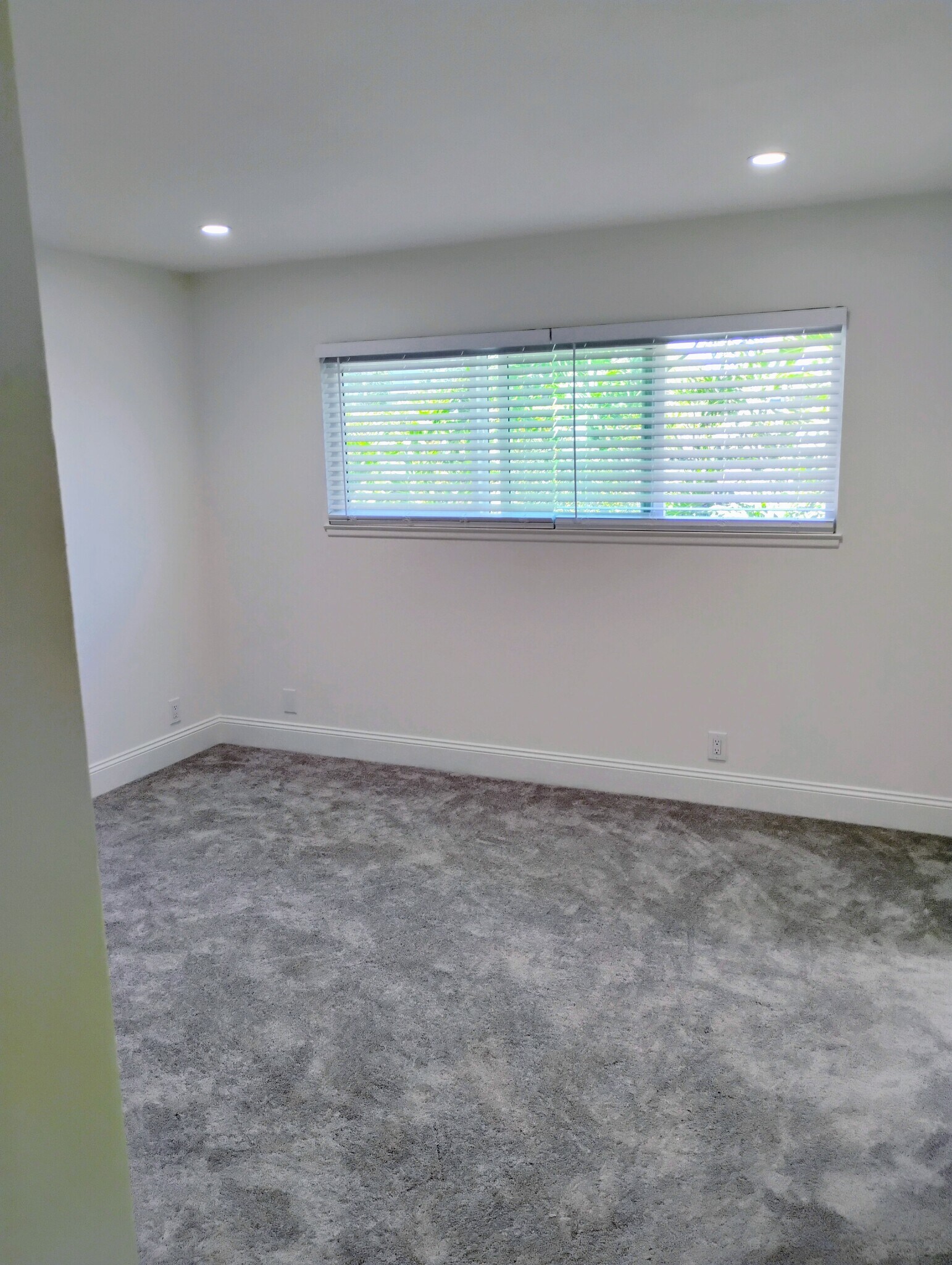 Building Photo - 9911 Voyager Cir
