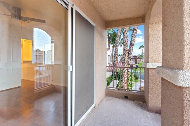 Building Photo - 1708 Cordoba Canyon St